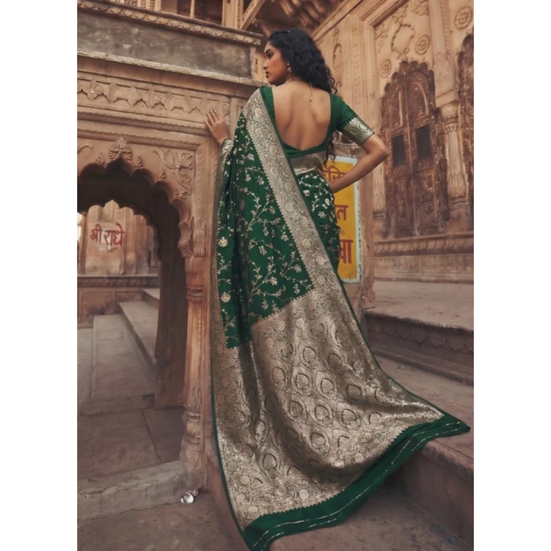 Women's Art Silk Printed Saree With Unstitched Blouse 5.5Mtr (Green) - Image 3