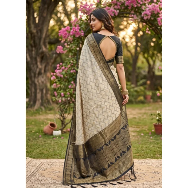 Women's Cotton Printed Saree With Unstitched Blouse 5.5Mtr (Multicolor) - Image 3