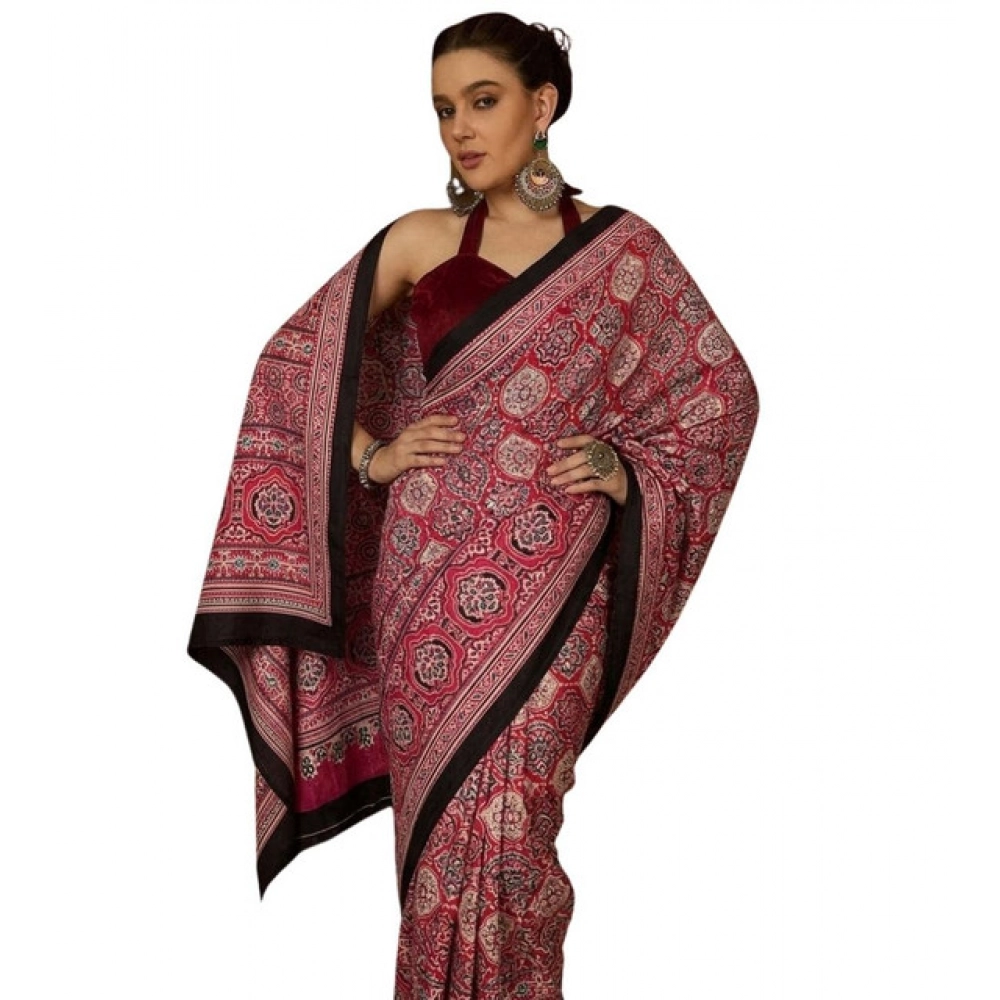 Women's Crepe Printed Saree With Unstitched Blouse 5.5Mtr (Maroon) - Image 2