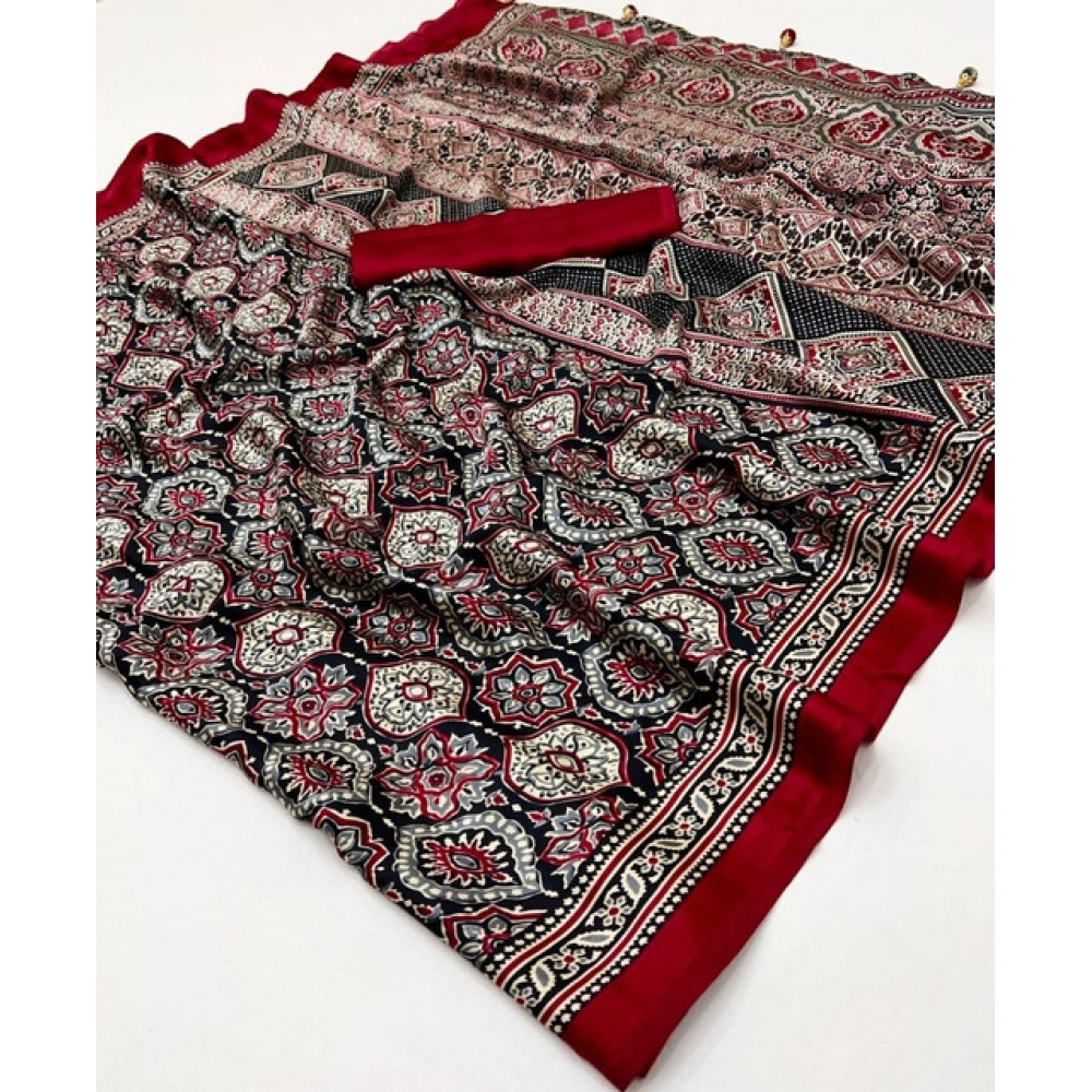 Women's Crepe Printed Saree With Unstitched Blouse 5.5Mtr (Multicolor) - Image 3
