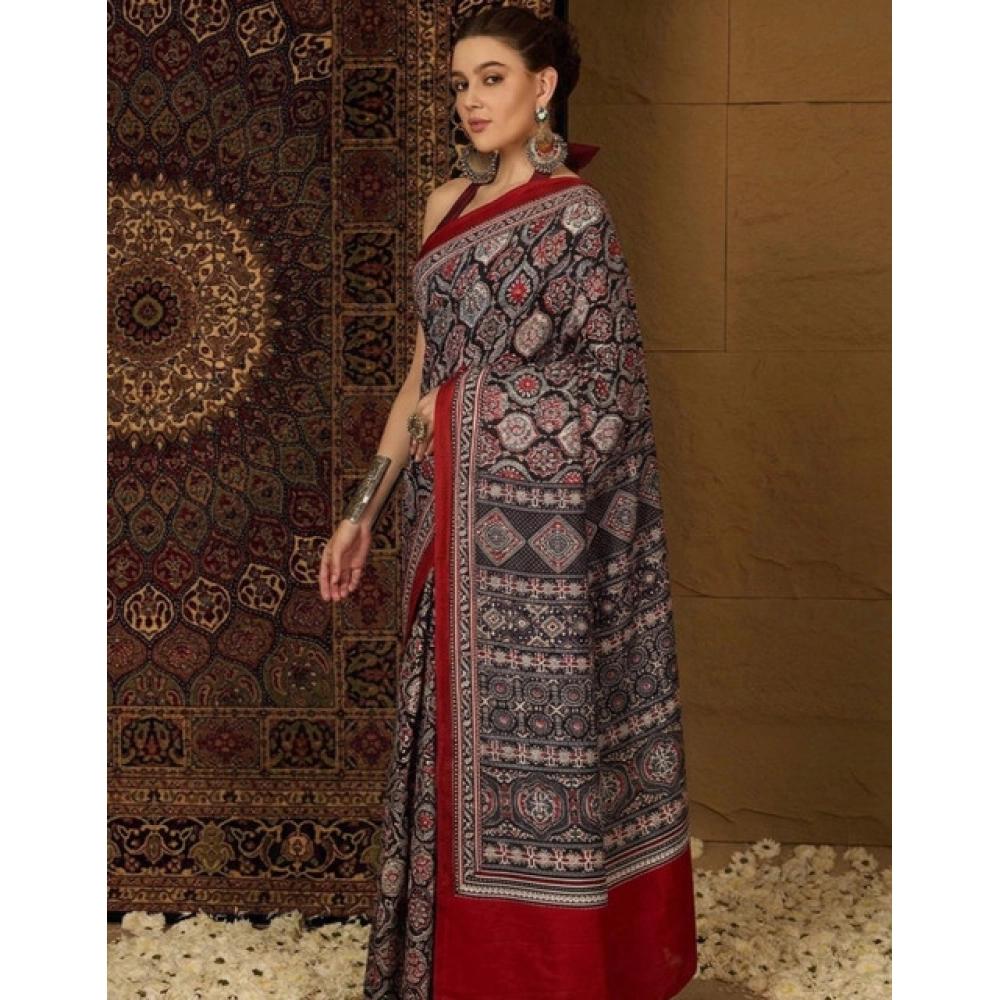 Women's Crepe Printed Saree With Unstitched Blouse 5.5Mtr (Multicolor) - Image 4