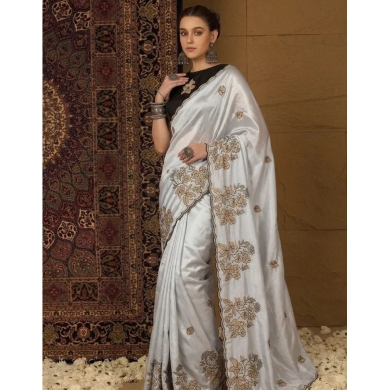 Women's Viscose Silk Embroidered Saree With Unstitched Blouse 5.5Mtr (Grey) - Image 3