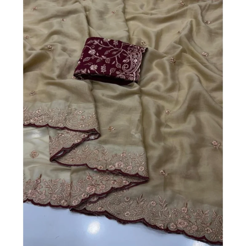Women's Star Georgette Embroidered Saree With Unstitched Blouse 5.5Mtr (Beige) - Image 4