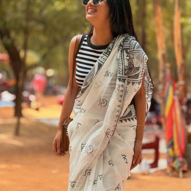 Women's Linen Kalamkari Printed Saree With Unstitched Blouse - 5.5 Mtr (White-Black)