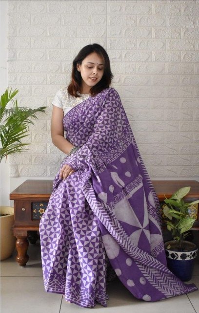Women's Linen Printed Saree With Unstitched Blouse - 5.5 Mtr (Purple) - Image 3