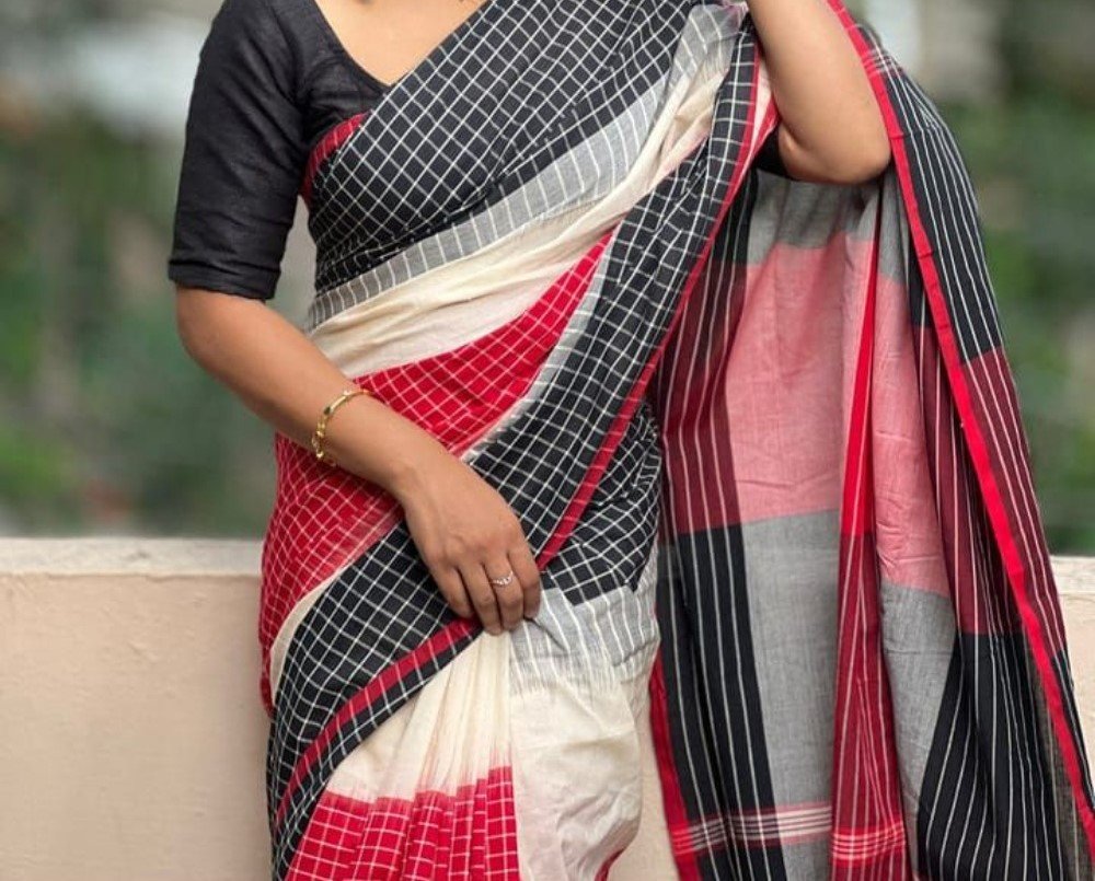 Women's Linen Checkered Saree With Unstitched Blouse - 5.5 Mtr (Multicolor) - Image 3