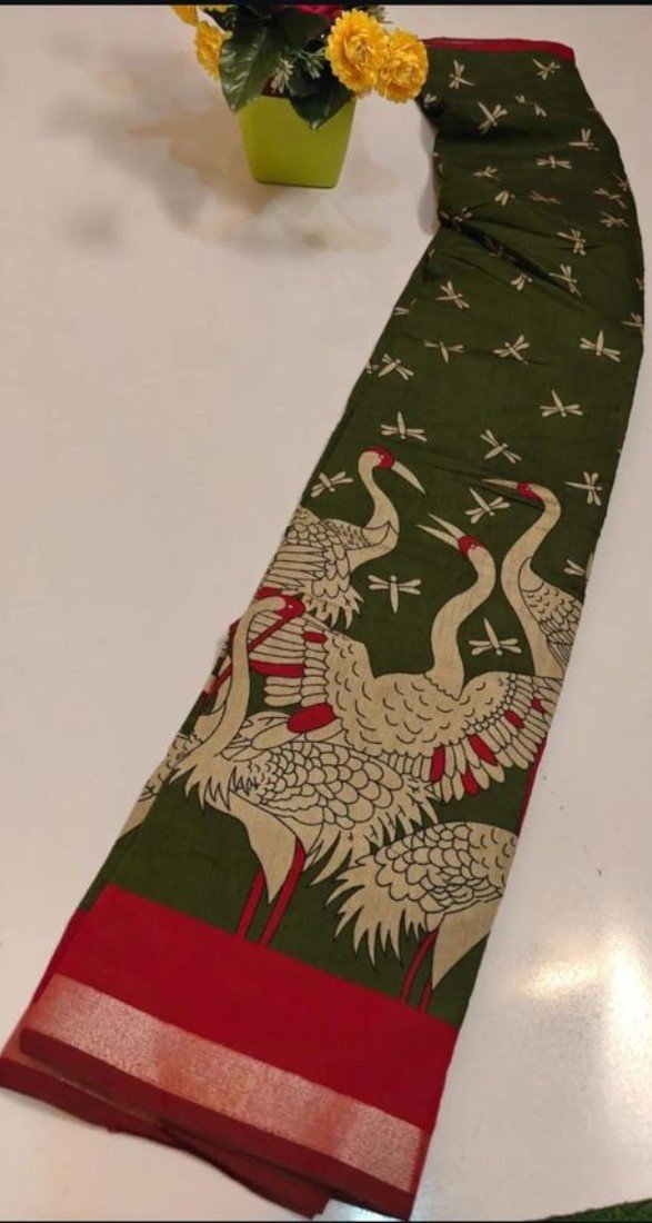 Women's Linen Kalamkari Printed Saree With Unstitched Blouse - 5.5 Mtr (Olive Green-Red) - Image 3