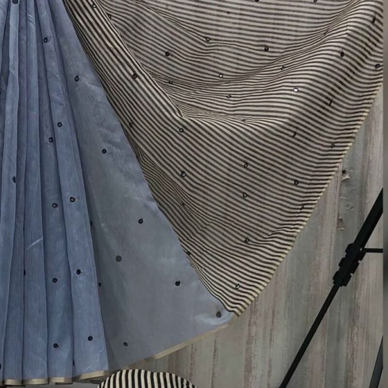 Women's Linen Striped Saree With Unstitched Blouse - 5.5 Mtr (Grey) - Image 4